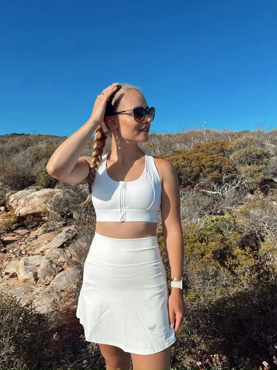 Front Zipper Bra with Cross Over Back - Image 4