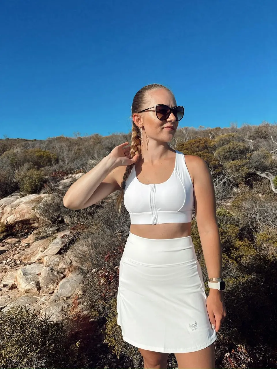 Front Zipper Bra with Cross Over Back - Image 3